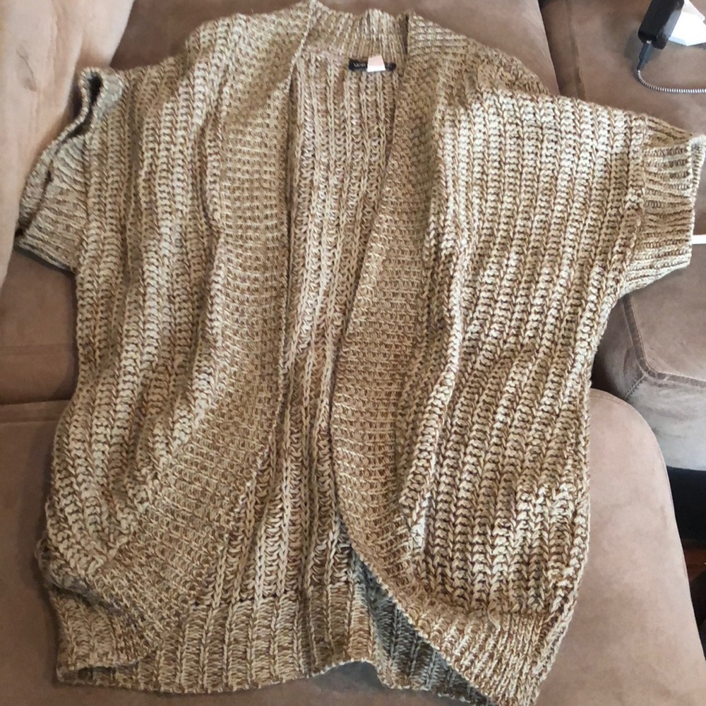 Knitted cardigan